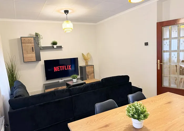 La Paloma Del Pilar - Turistea *